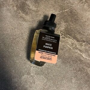 ⭐️NEW BBW wallflower scent